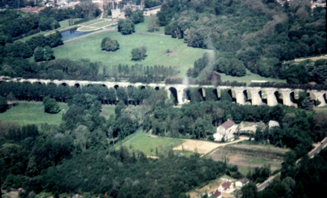 Aqueduc de Maintenon (Etat en 1977) Aqueduc de Maintenon (Etat en 1977)
